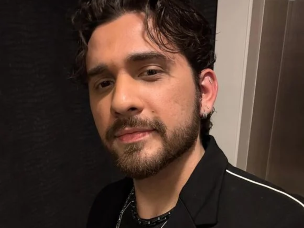 Cantor Gustavo Mioto