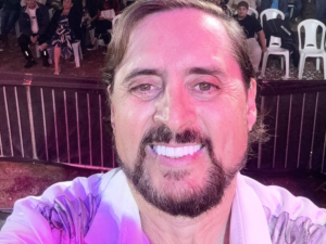 Cantor Mauri Lima, irmão de Chitãozinho e Xororó