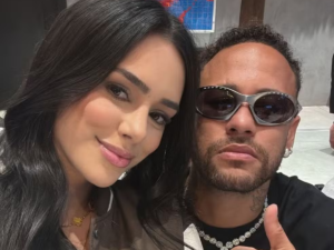Jogador Neymar e sua mulher, Bruna Biancardi