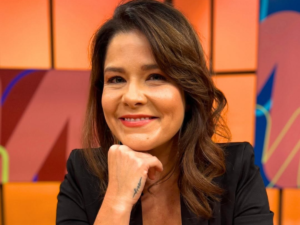 Atriz Samara Felippo