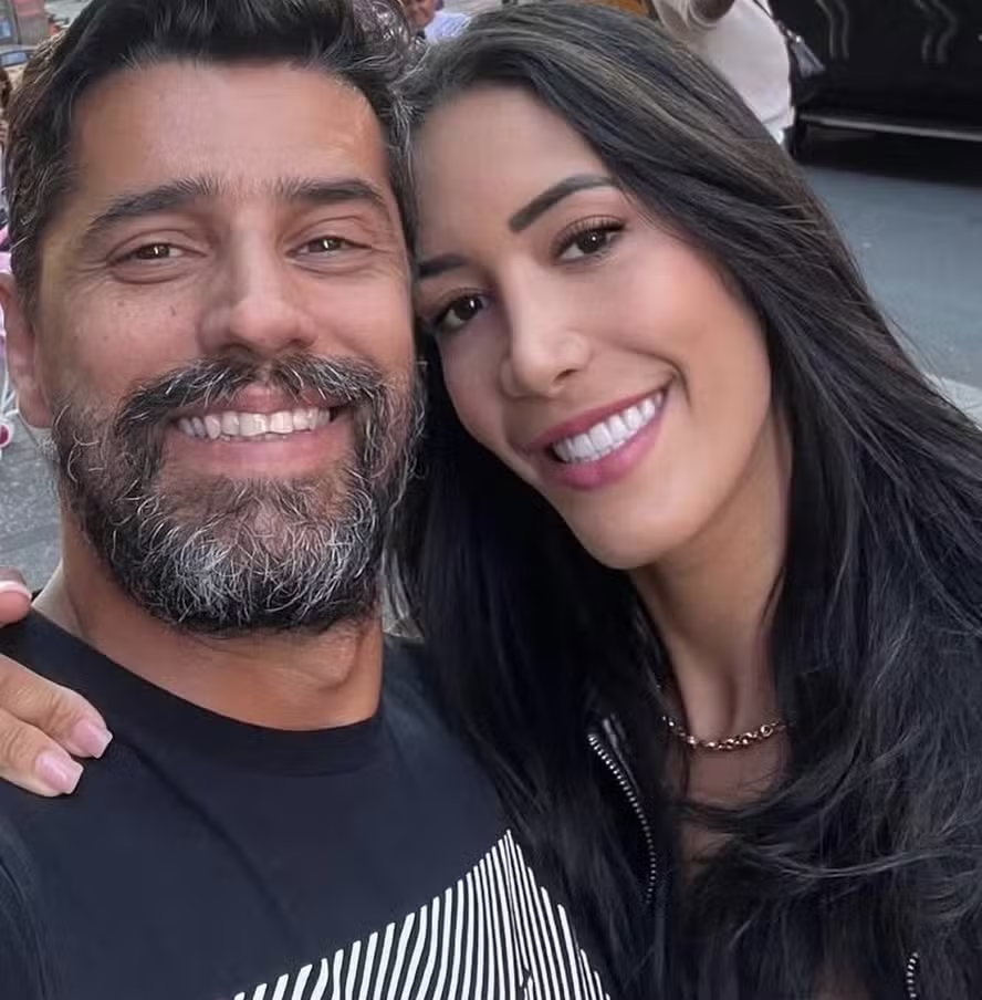 Alberto Cowboy, do BBB 26, e sua mulher, Priscilla Monroy