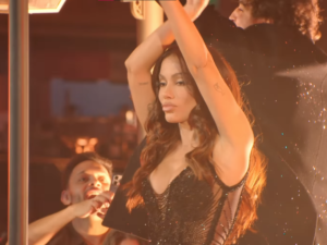 Cantora Anitta