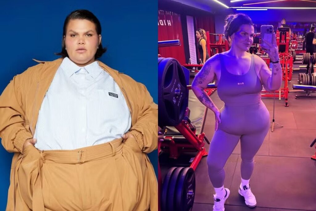Montagem mostrando o antes e depois da influenciadora Thais Carla. À esquerda, ela posa séria com camisa social listrada, calça e jaqueta bege contra um fundo azul. À direita, ela aparece consideravelmente mais magra, tirando uma foto no espelho de uma academia vestindo conjunto de top e calça legging cinza-escuro.