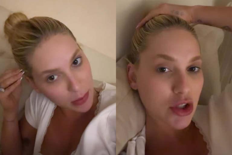 Montagem de duas fotos da influenciadora Virginia Fonseca deitada na cama com uma blusa branca. Na imagem da esquerda, ela aparece levemente inclinada de lado, com o cabelo loiro preso em um coque alto e a mão direita próxima à orelha mostrando um anel. Na imagem da direita, em plano mais fechado de frente, ela leva a mão esquerda à cabeça enquanto fala olhando para a câmera.