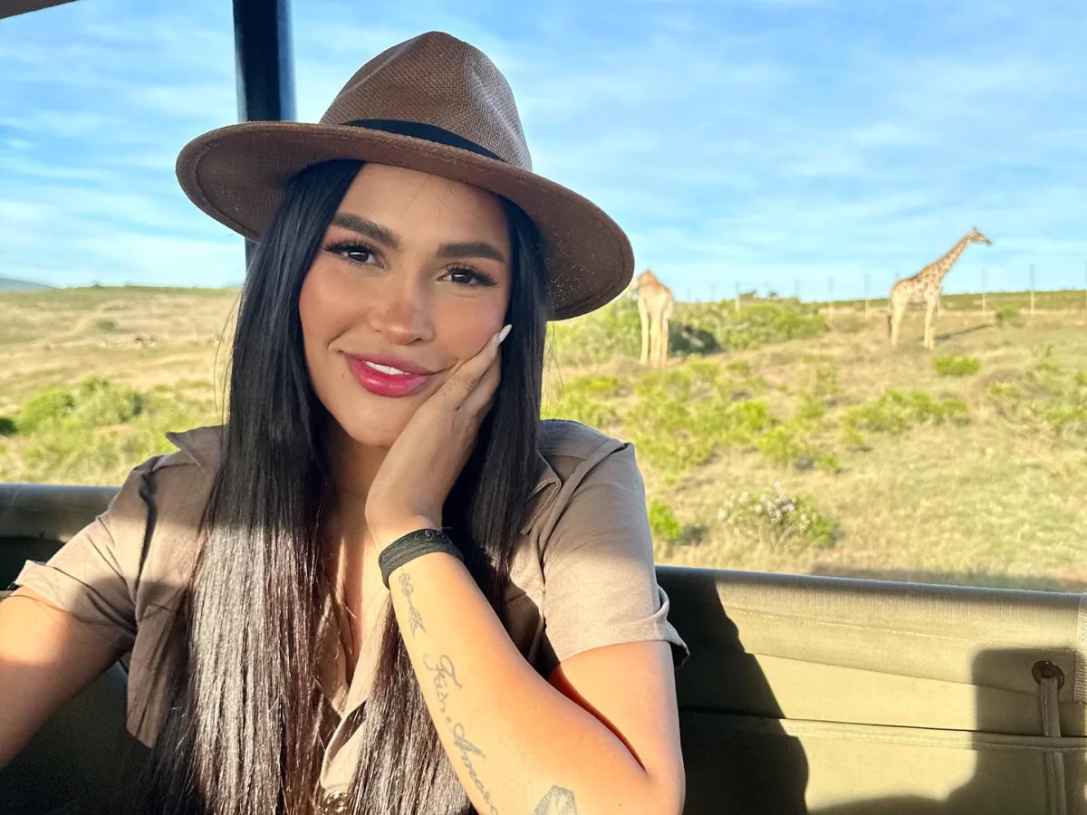 Flay, ex-BBB e vencedora do The Masked Singer Brasil