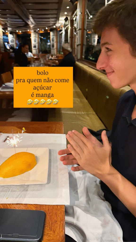Festa intimista de José Dieckmann, filho caçula de Carolina Dieckmmann