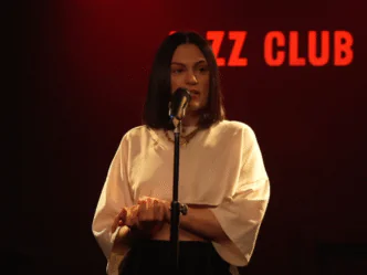 Cantora Jessie J