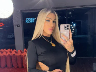 Influenciadora Juju Ferrari