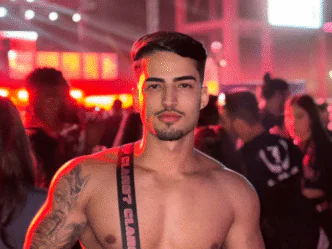 Influenciador e ator pornô Ryan Silveira