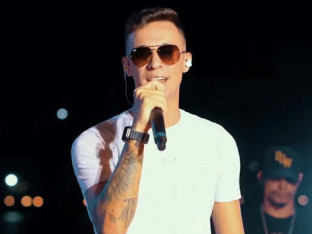 Cantor Gustavo Andrioli