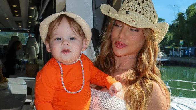 Influenciadora Virginia Fonseca e o filho, José Leonardo, seu caçula com Zé Felipe