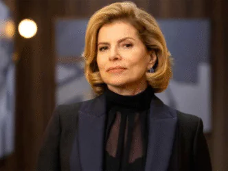 Atriz Débora Bloch como Odete Roitman de Vale Tudo