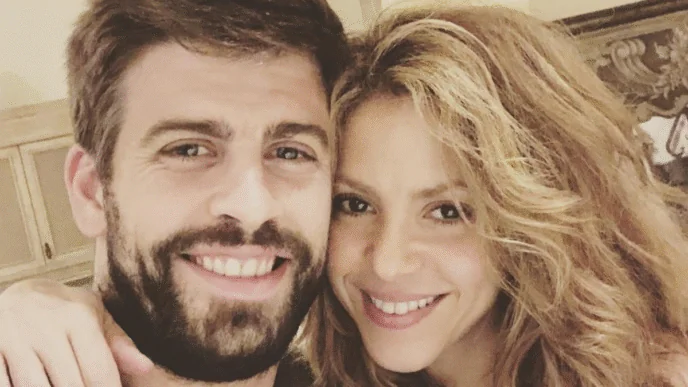 Jogador Gerard Piqué e cantora Shakira
