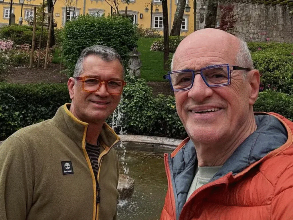 Ator Marcos Caruso e marido, o enfermeiro Marcos Paiva