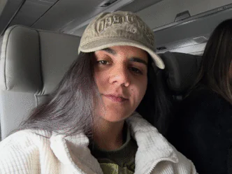 Cantora Yasmin Santos