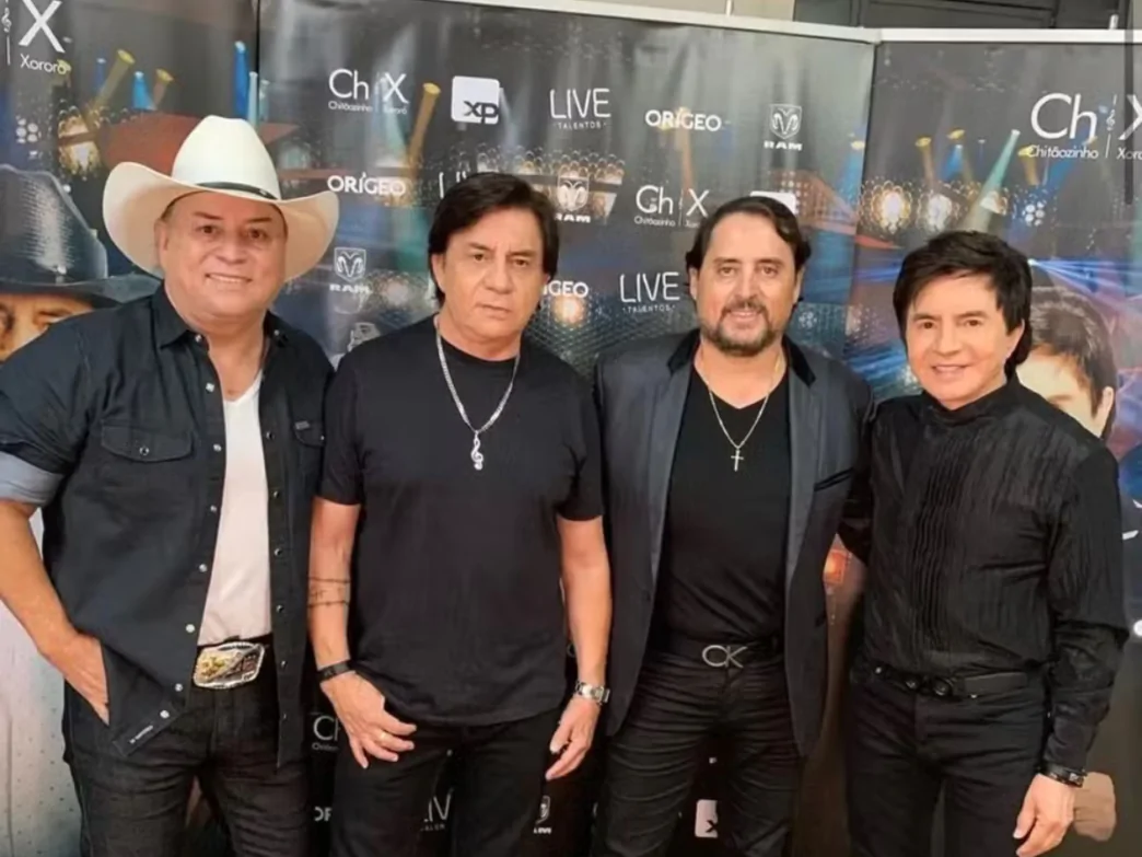 Cantores e irmãos Maurício, Chitãozinho, Mauri e Xororó