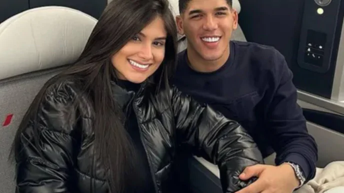 Cantor Zé Vaqueiro e sua agora ex-mulher, a influenciadora Ingra Saores