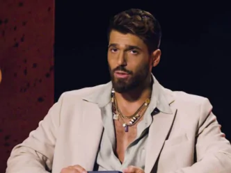 Ator Can Yaman, galã de novelas turcas