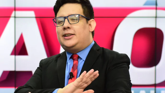 Jornalista e apresentador Erlan Bastos