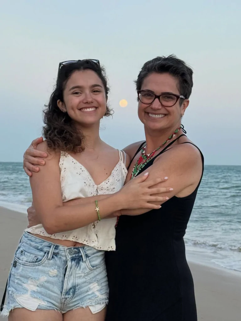 Jornalista Sandra Annenberg e a filha Elisa Paglia