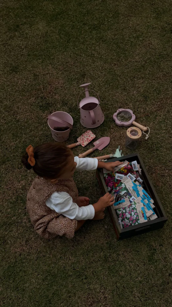 Amanda Kimberlly mostra Helena, filha com Neymar