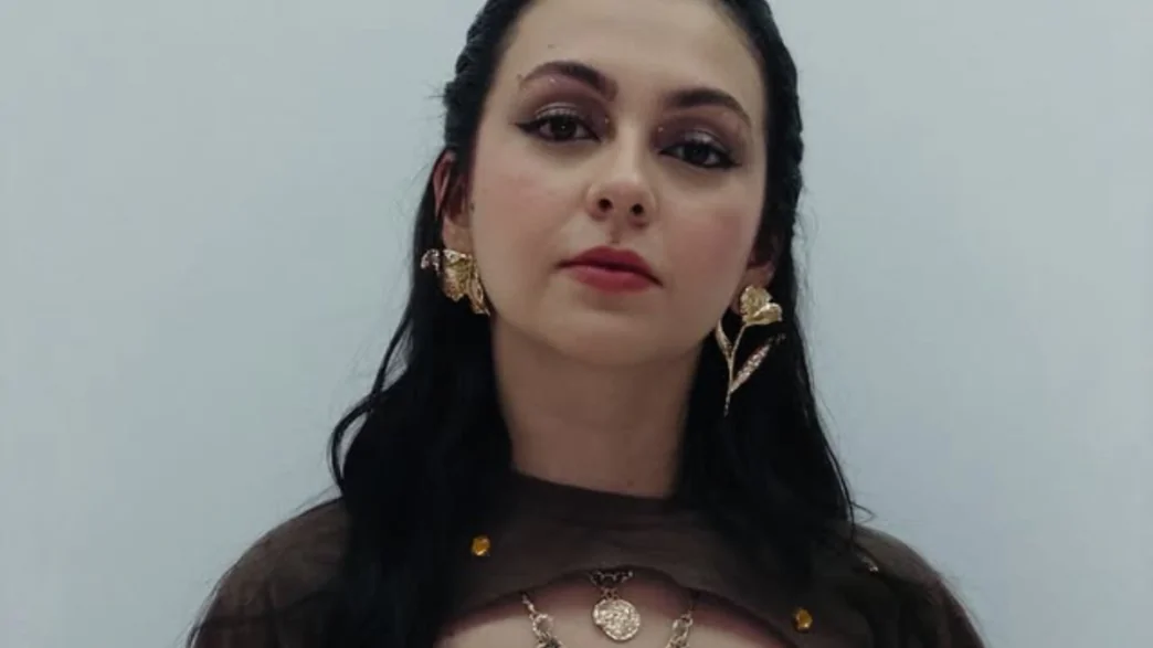 Atriz Klara Castanho