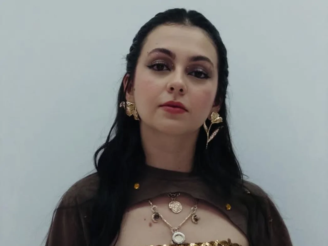 Atriz Klara Castanho