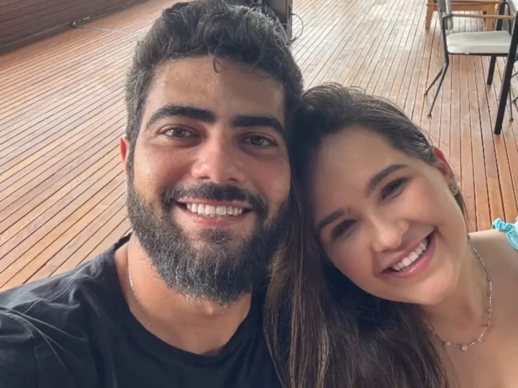 Henrique, da dupla Henrique e Juliano, e a esposa, Amanda Vasconcelos