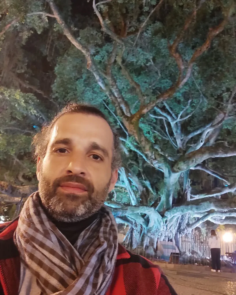 Ator e dublador Daniel Ávila, o Dudu de A Viagem